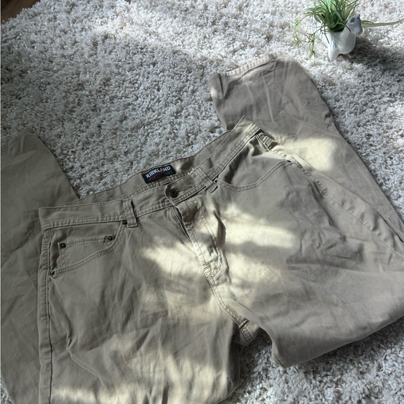 Kirkland signature select durable tan straight leg casual pocketed women… - Picture 1 of 4